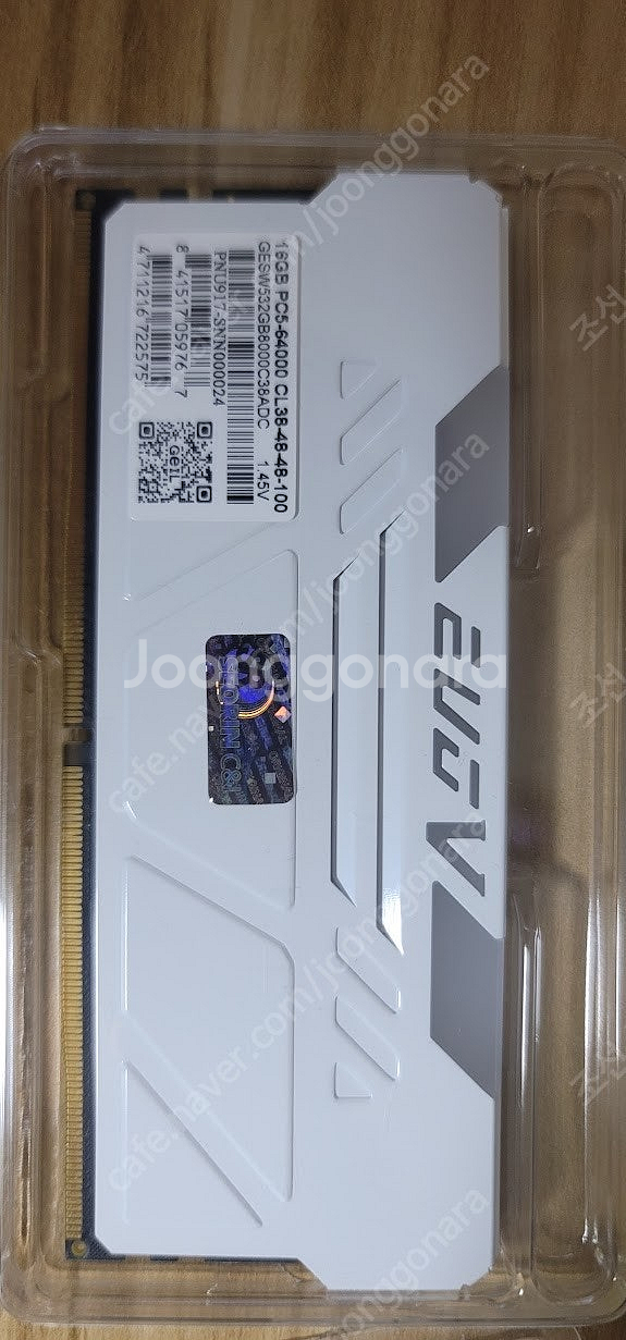 [GeIL] DDR5-8000 CL38 EVO V RG...--4