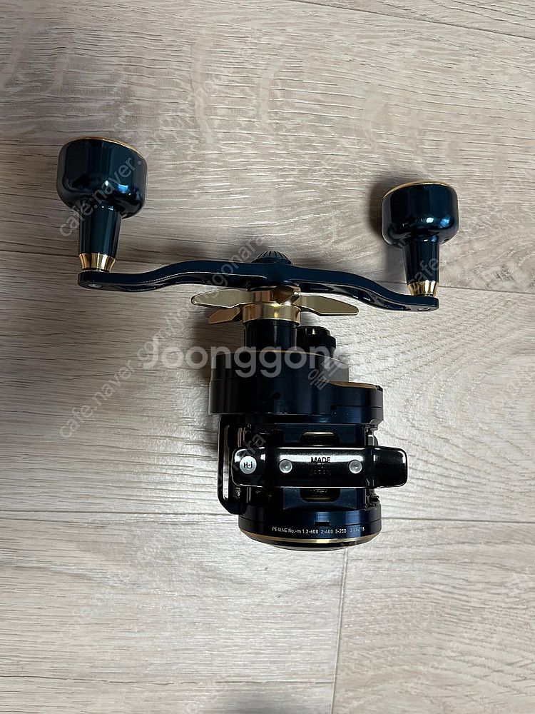 다이와 솔티가IC 300L 좌핸 6.3 팝니다.--6