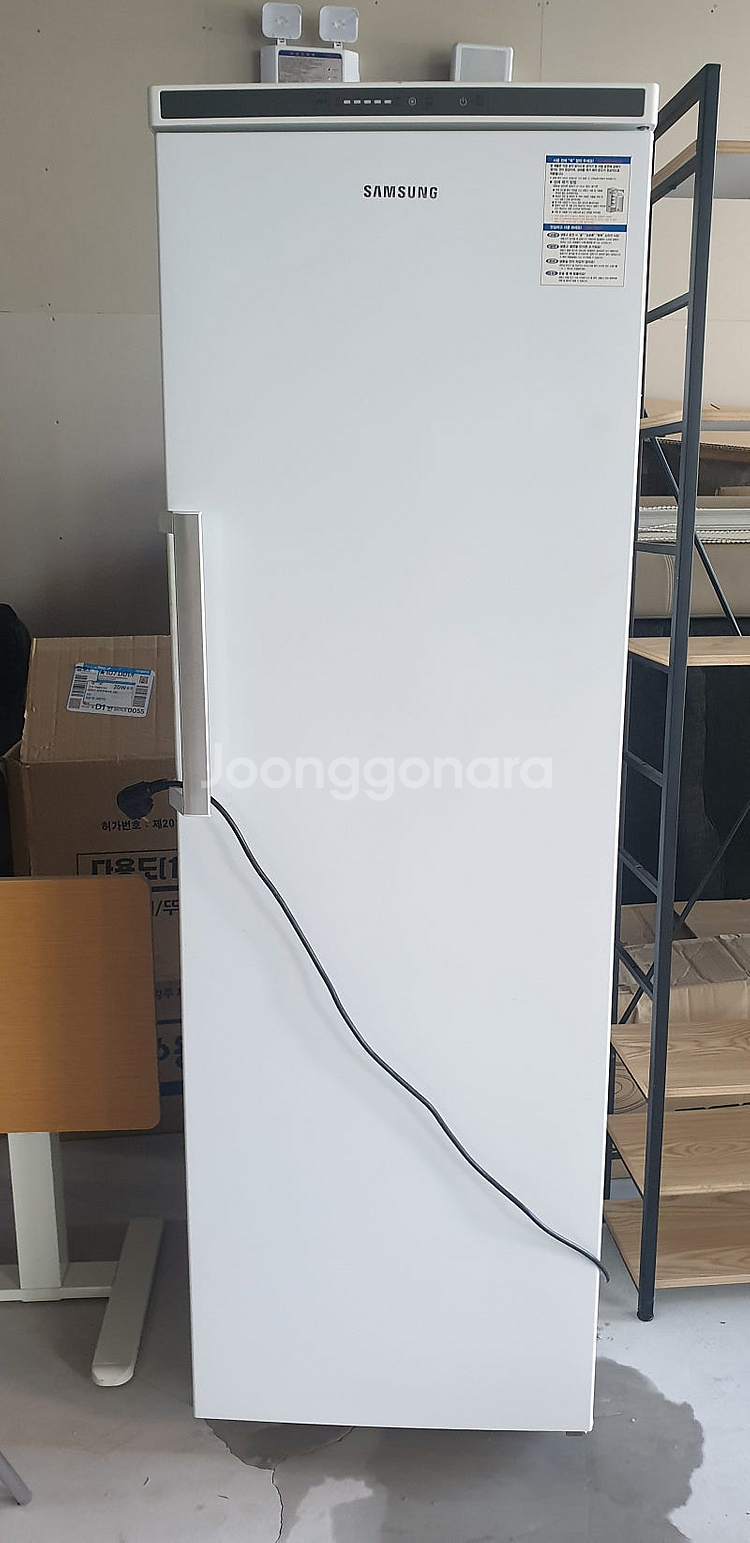 (판매-가격인하) 삼성 냉동고 모델넘버 RZ21H400...--1