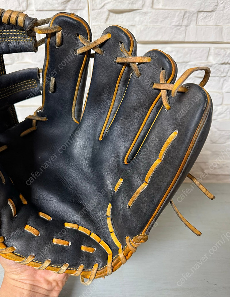 어텀블라썸 내야 11.75인치 야구 글러브 이미지