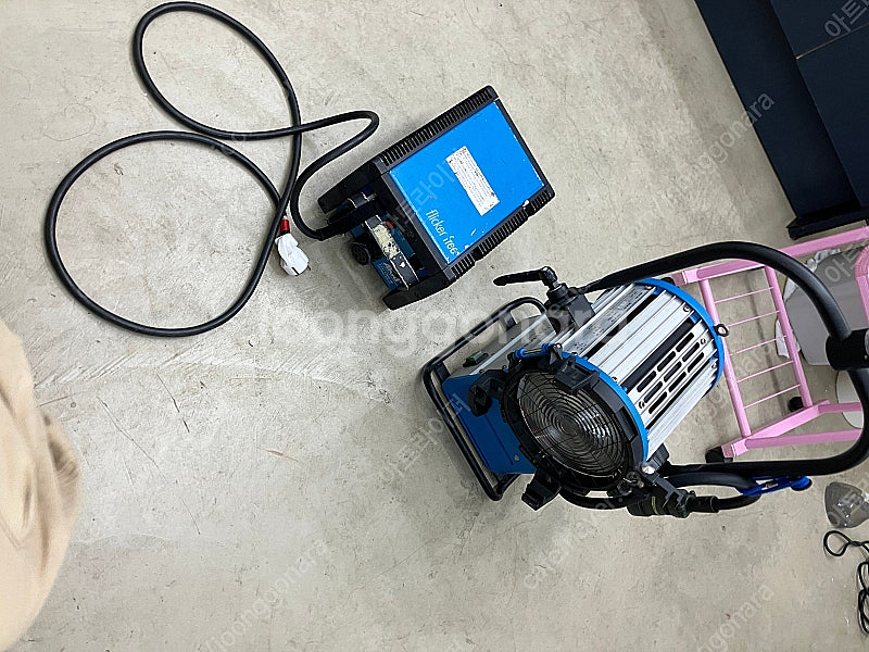 라이트스타 헤드 hmi 1200w + arri 아리 밸...--0