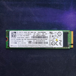 택포 60000원.sk하이닉스 pc 611 M.2 NVMe 1tb