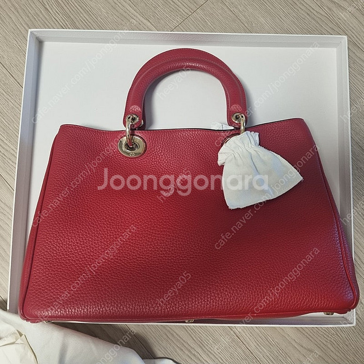 정품 디올 토트백,숄더백 디올리시모백 레드색상--2