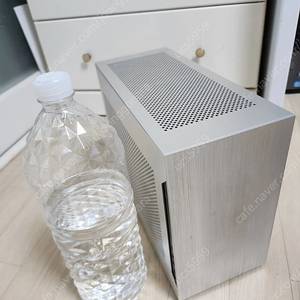 인텔 i5 14600KF RTX4060 SFF ITX 미니게이밍PC를 판매합니다