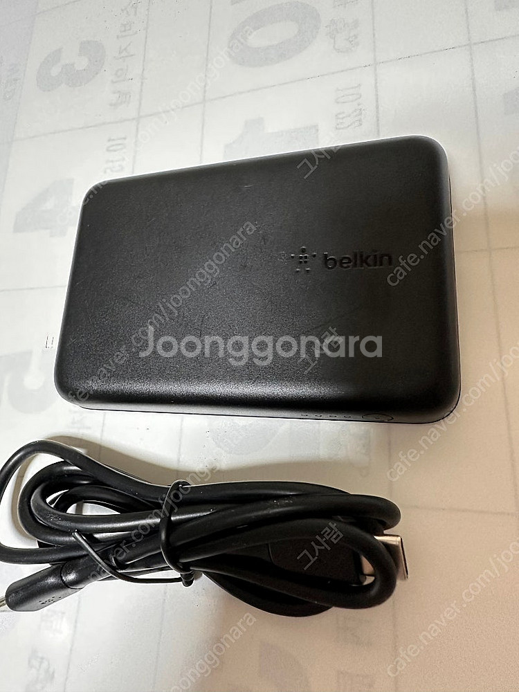 벨킨 마그네틱 무선 충전 보조배터리 2500mAh--1