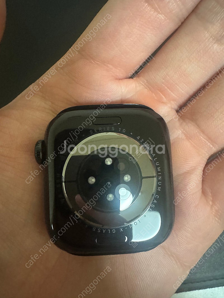 3주된 애플워치10 42mm 제트블랙 gps 팝니다--2