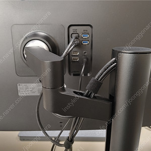 LG UltraFine 32UN880 모니터 판매합니다