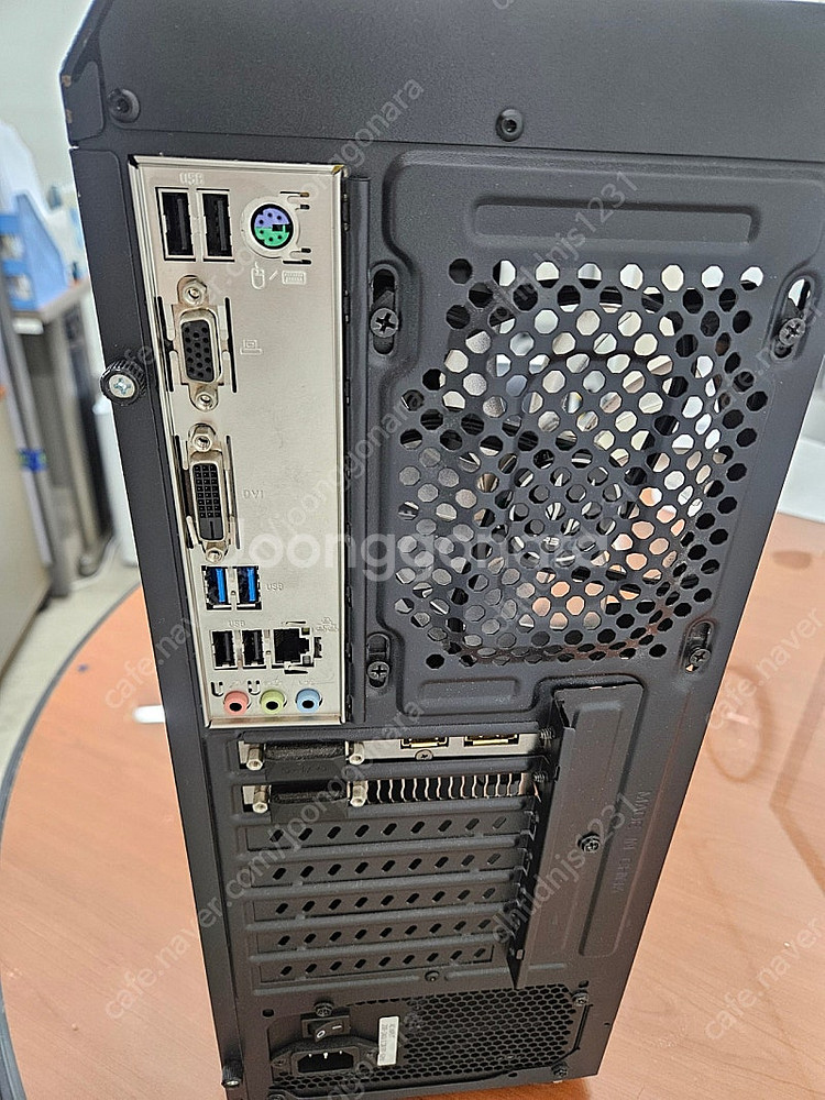 데스크탑 컴퓨터 PC 본체 팝니다. GTX1060 I5...--1
