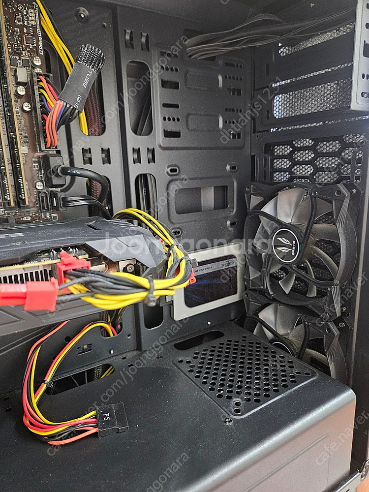 데스크탑 컴퓨터 PC 본체 팝니다. GTX1060 I5...--3