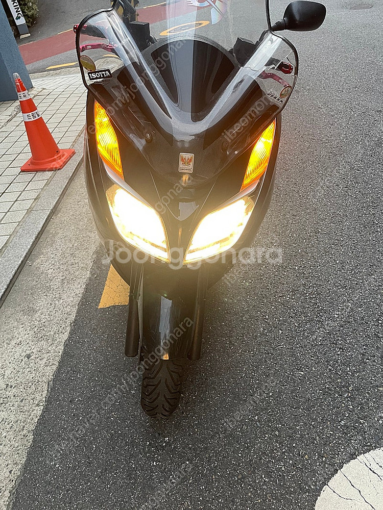 혼다 포르자 300cc 팝니다 가격120만--0