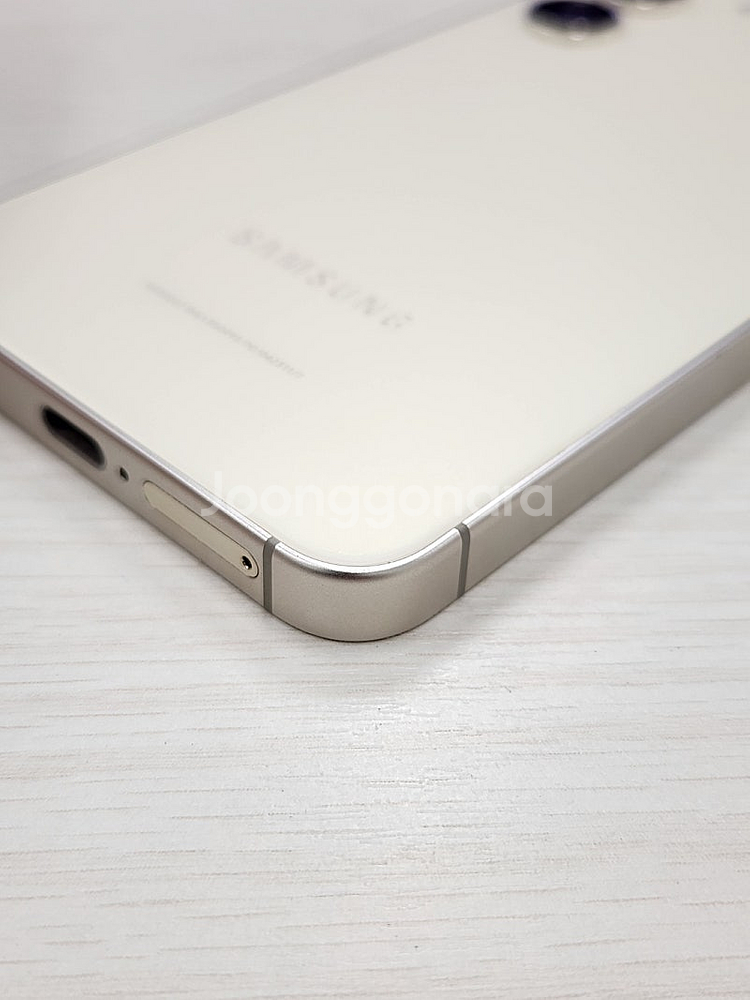 갤럭시 S24 옐로우색상 256용량 상태너무좋은 무잔상 단말기 50만 판매합니다--4