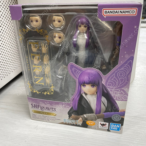 SHF 페른 미개봉 피규어 팝니다.
