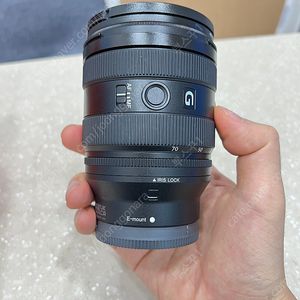 소니 2070g sel2070g 20-70mm 판매합니다.