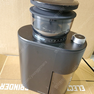 홀츠클로츠 전동그라인더 E80 블랙
