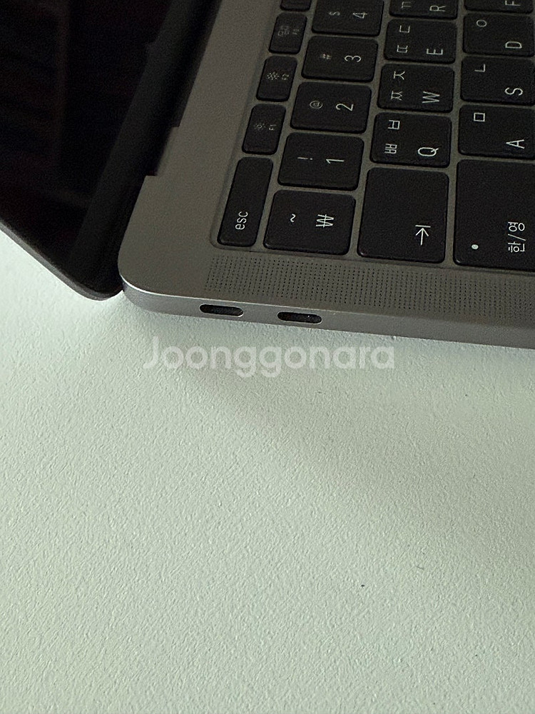 [팝니다] 맥북프로 2017 13인치 i5 8G 256...--8