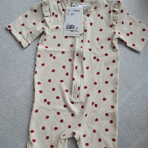 h&m 딸기 래쉬가드 2-4 98/104사이즈