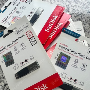 SanDisk 128GB USB 3.0 iXpand mini 택포 3만 판매합니다.