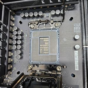 asus z790 hero 팝니다