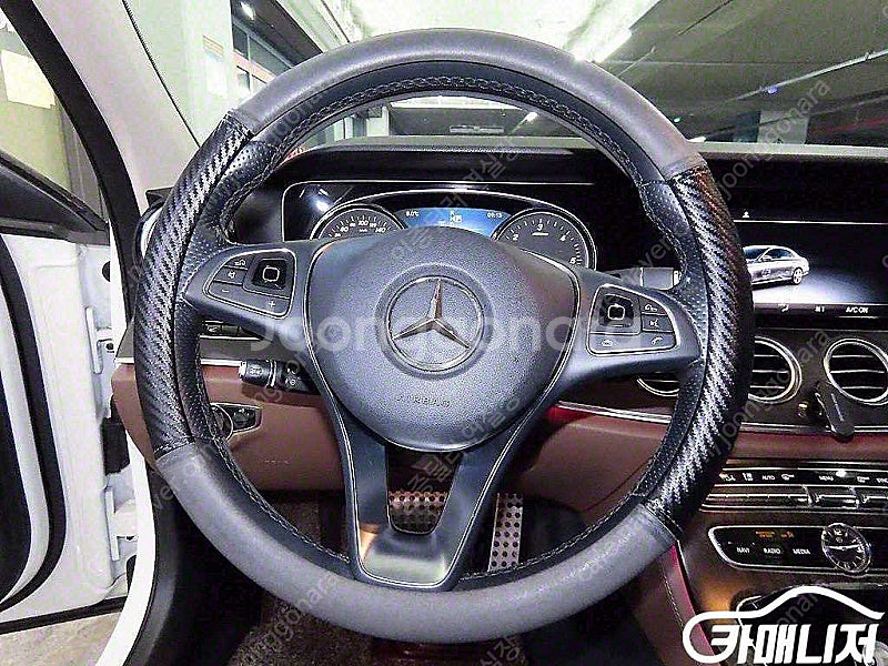 [벤츠]E-클래스 W213 E220d 아방가르드 인텔리...--8