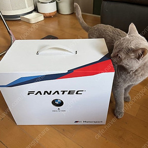 파나텍 M4 레이싱 휠 팝니다