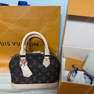 루이비통 알마비비