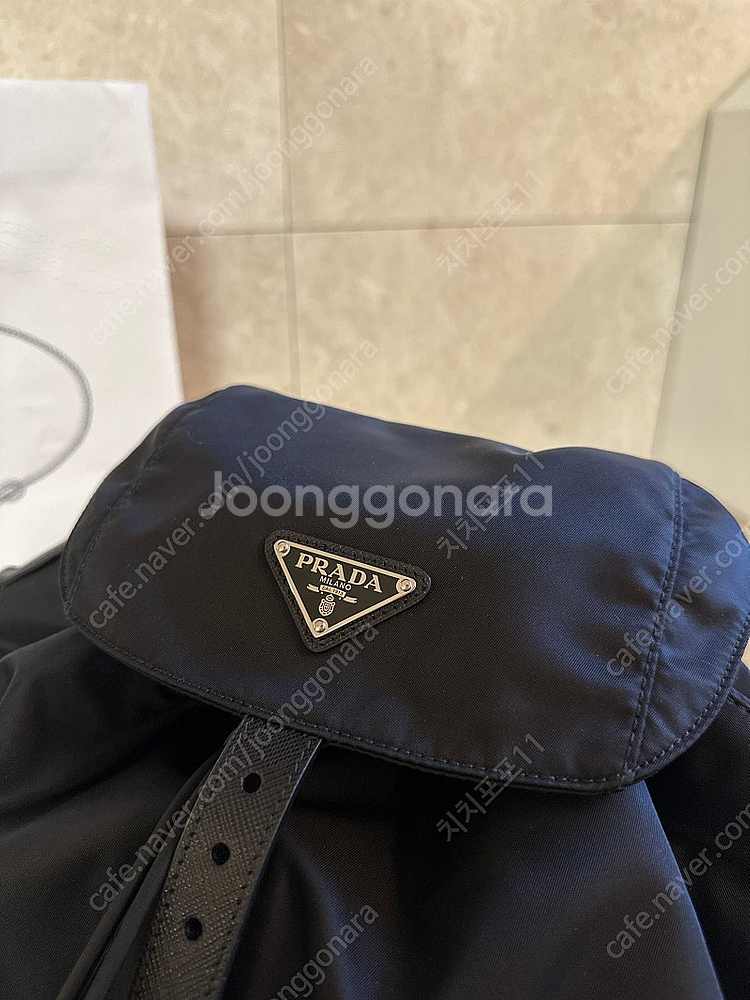 프라다 백팩 미디움 새상품 파우치 포함 풀구성--2