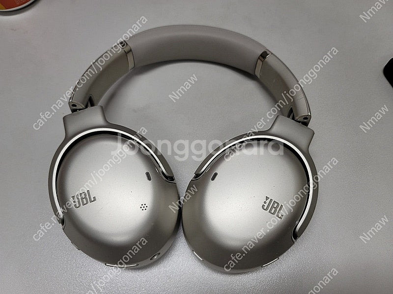 소니 WH-1000XM3 JBL Tour One M2 ...--0