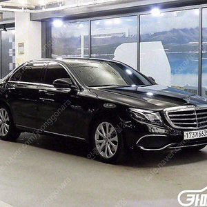 [벤츠]E-클래스 W213 E220d 4MATIC 익스클루시브 (5인승) ★중고차★중고차매입★전액할부★저신용자★신불자★소액할부★현금★카드 전부 가능합니다!