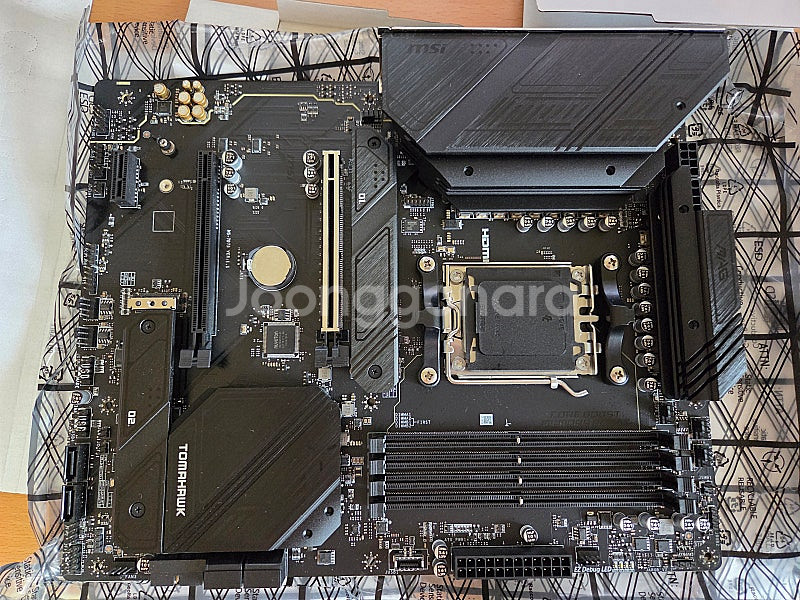 MSI B650 토마호크 WIFI 팝니다.--2