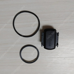 **신품급] 마진 제미니 210 스피드 케이던스 자전거 센서 가민 브라이튼 호환 센서 단품 팝니다. (택포1만)**