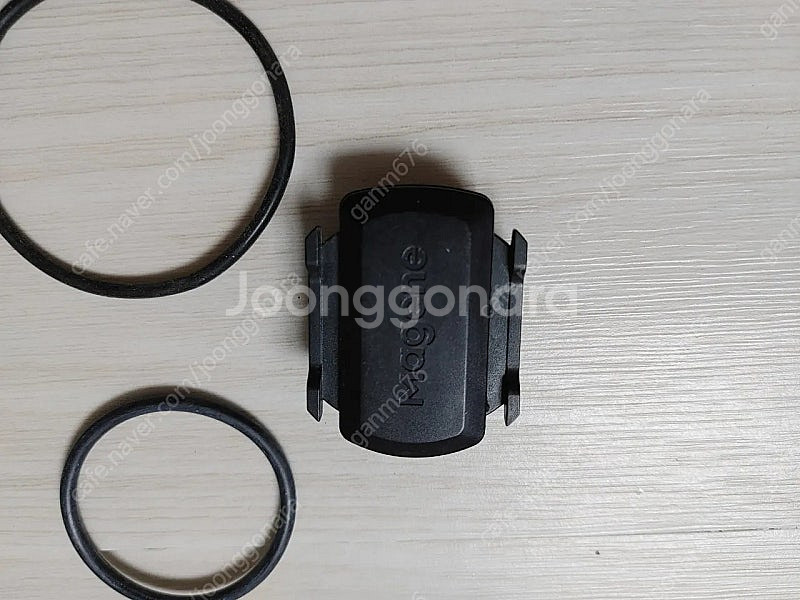 **신품급] 마진 제미니 210 스피드 케이던스 자전거 센서 가민 브라이튼 호환 센서 단품 팝니다. (택포1만)**--1