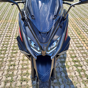 킴코 AK550 21년식