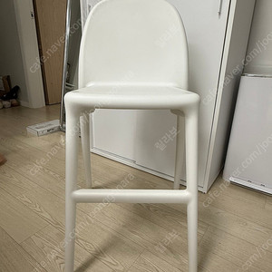이케아 우르반 의자 URBAN 바 스툴 화이트
