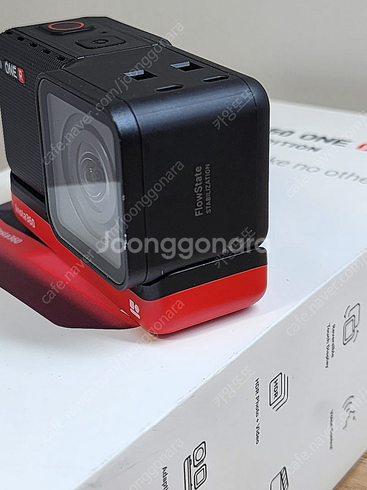 인스타360 one r 4k 액션캠 급처--4