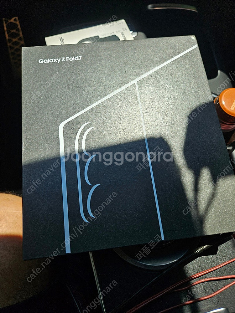 갤럭시 z폴드7 7512g 자급제 미개봉 블루 팝니다.--0