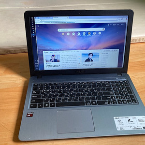 ASUS 초경량 노트북 상태A급. 휴대성, 카페용 최적