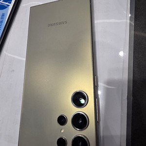 (자급제)S24 울트라 512GB 모델 액정교체완료 판매합니다. A급