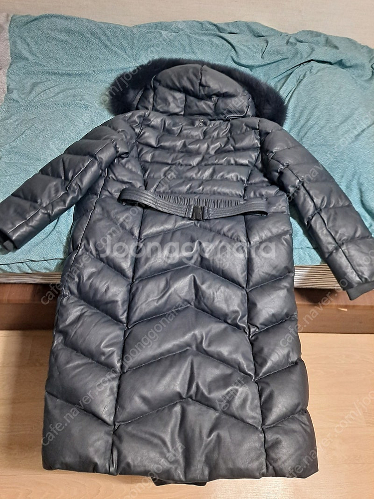 샤트렌 인조가죽 롱패딩 팝니다--2