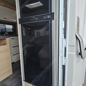 타버트 비발디 560tdl 광폭카라반 이엔피 포함 풀옵션차량