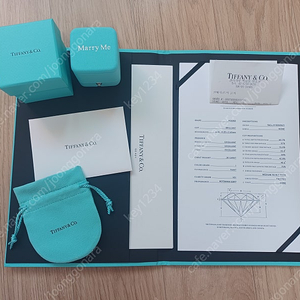 영수증있음)티파니 3부 다이아 반지(i,vs1,3ex)