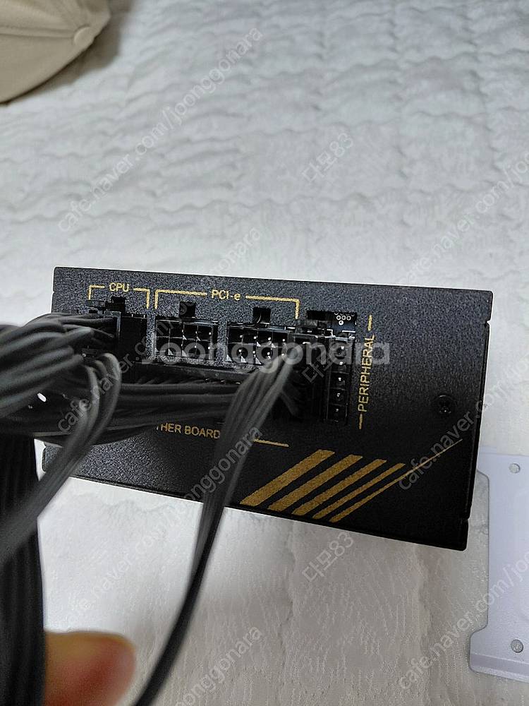 sfx 650w 파워(케이블 부족)--1