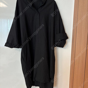 리버젠 린넨 레이온 블랙 후들후들 셔츠 오버핏 원피스 휴가룩 여행룩 3벌 각 89000원