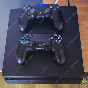 PS4 + 정품 무선 컨트롤러 2개
