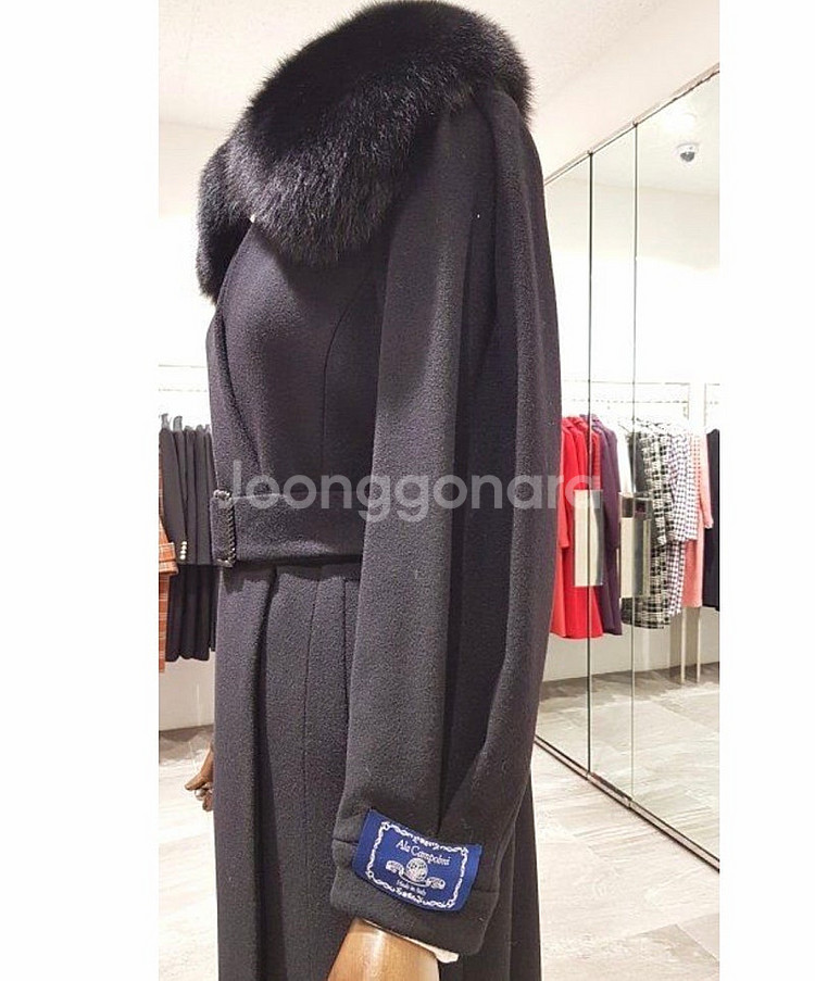 모조에스핀 캐시미어 폭스퍼 블랙 롱코트--2