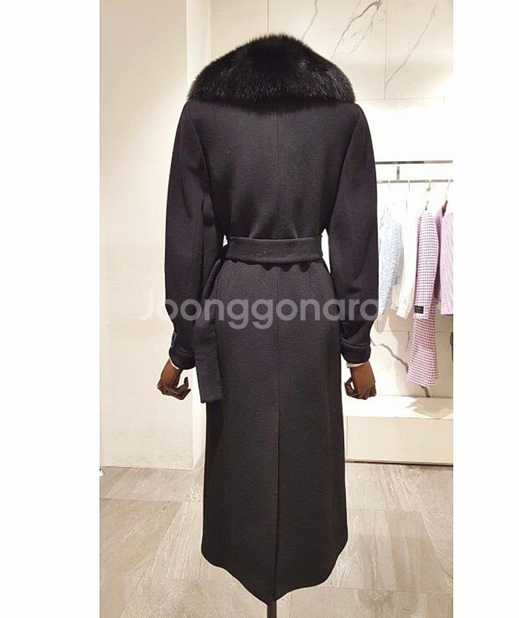 모조에스핀 캐시미어 폭스퍼 블랙 롱코트--3