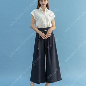 [미착용/새상품] 리본 자수 롤업 캡소매 언발 셔츠 카라 블라우스 여름 데일리룩