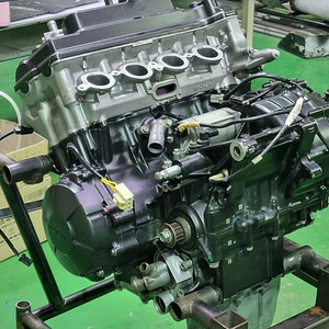 CBR600RR 엔진, 메인 하네스, 점화 코일 배선, ECU 판매합니다.