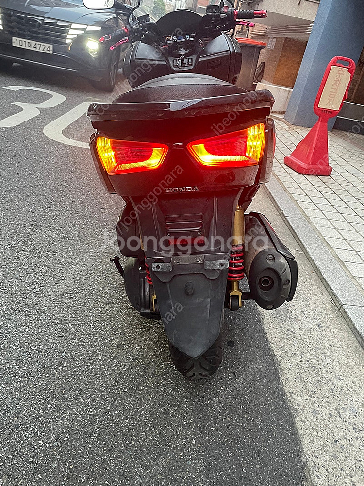 혼다 포르자 300cc 팝니다 가격99만--2