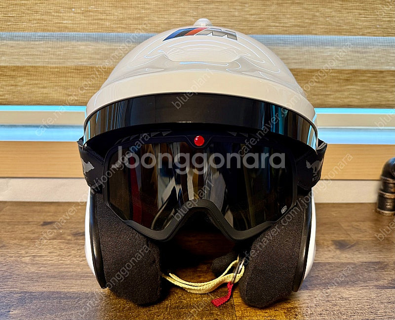 BMW M헬멧 L사이즈 판매합니다--0