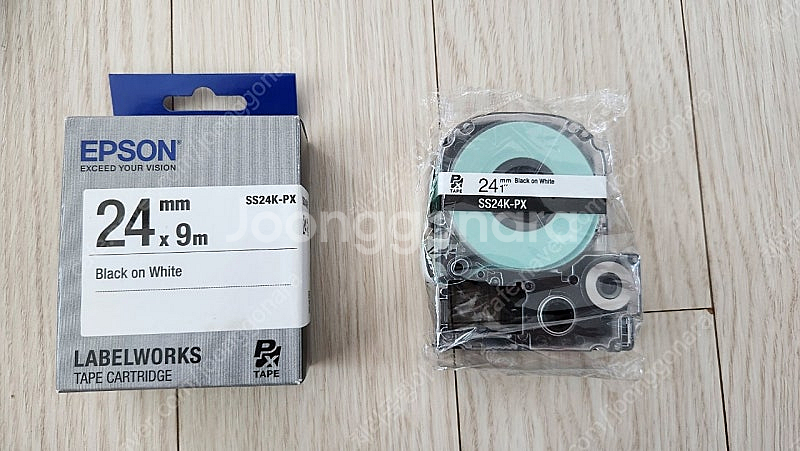 엡손 라벨 프린터 카트리지 24mm 2개 (흰색바탕 검...--0